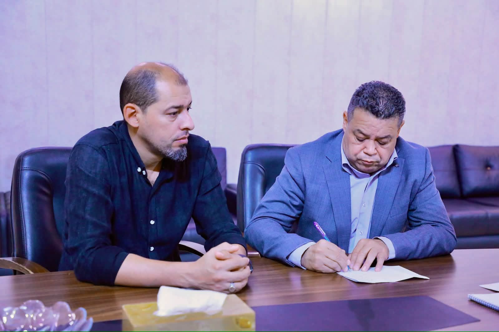 وزارة الشباب والرياضة تبحث التحضيرات الخاصة باحتفالية يوم السيادة